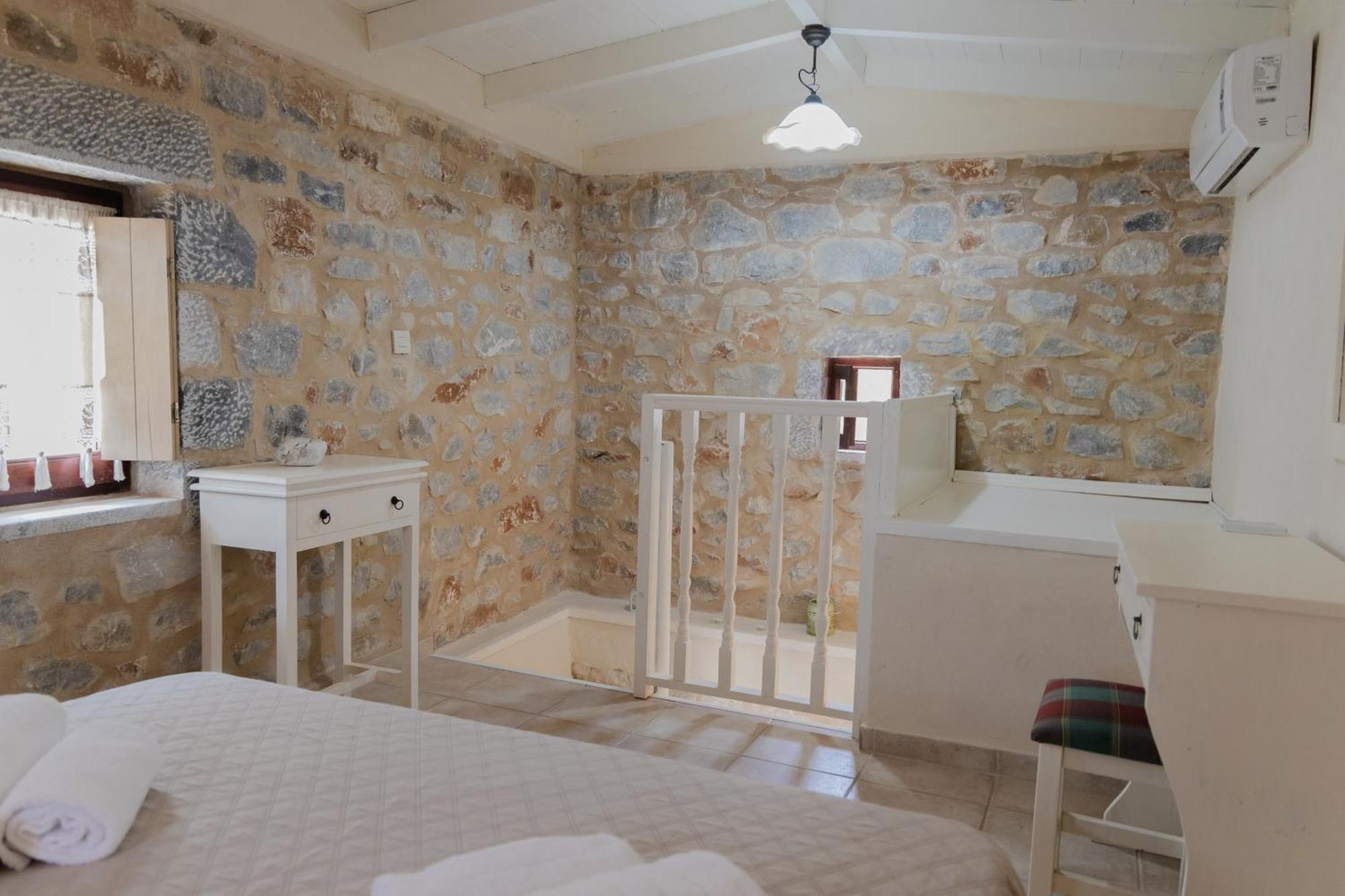 Ampelos Tower Kokkala Pokoj fotografie